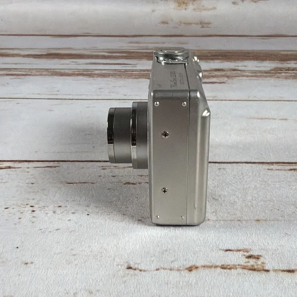 Canon PowerShot SD600 Digital ELPH 6MP Silver AS-IS Parts Repair No Display